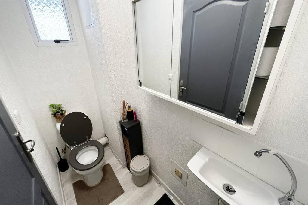 Heipoe Lodge - 6 Min Airport, Wifi, Ac & Parking Papeete  Exterior foto